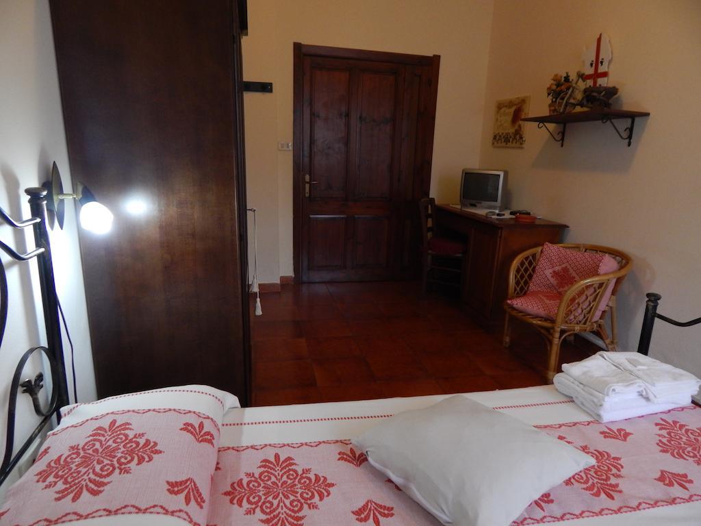 Hotel Il Platano Ottana Стая снимка